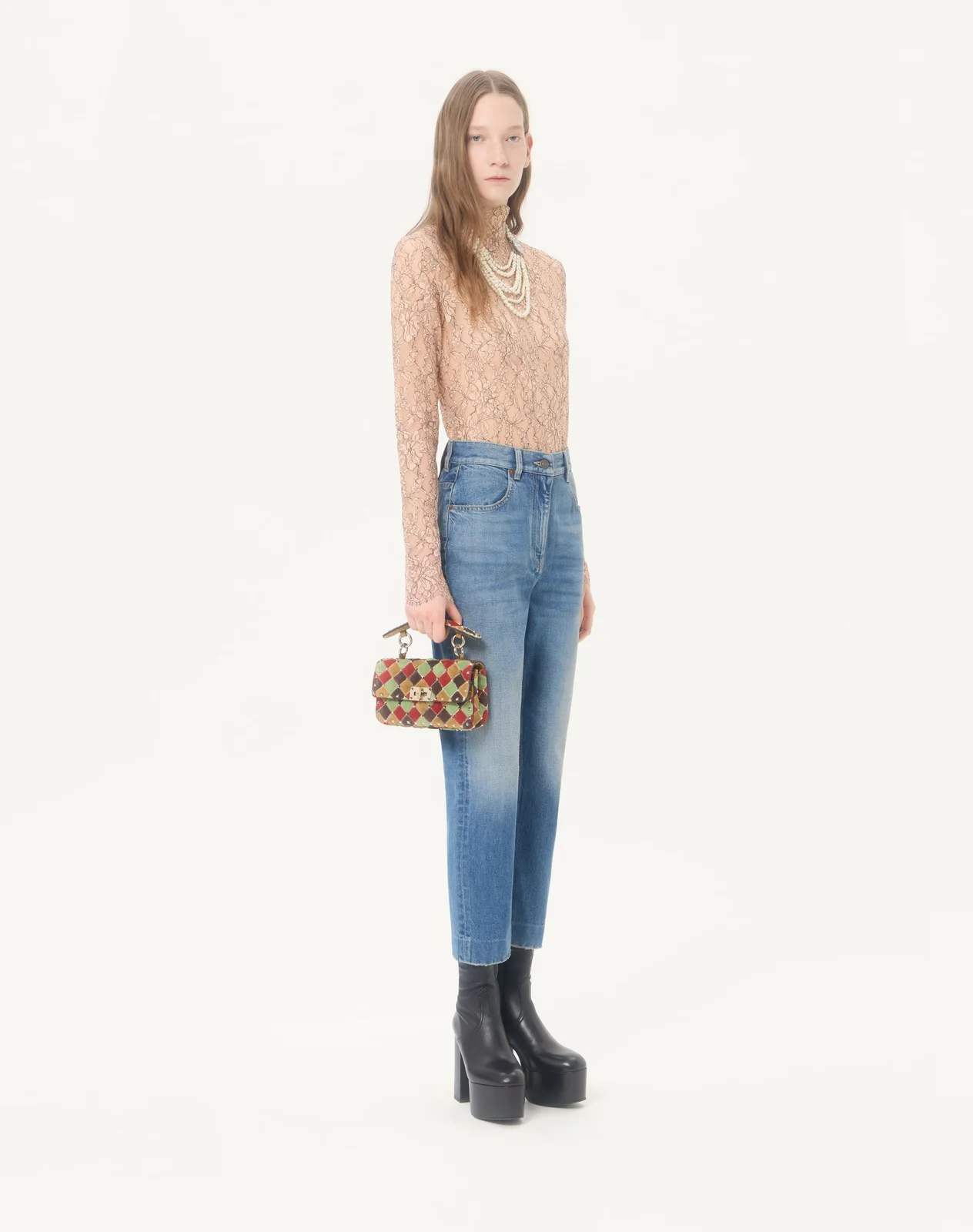 Маленькая сумка Valentino Garavani Rockstud Spike из замши в технике пэчворк — фото 2