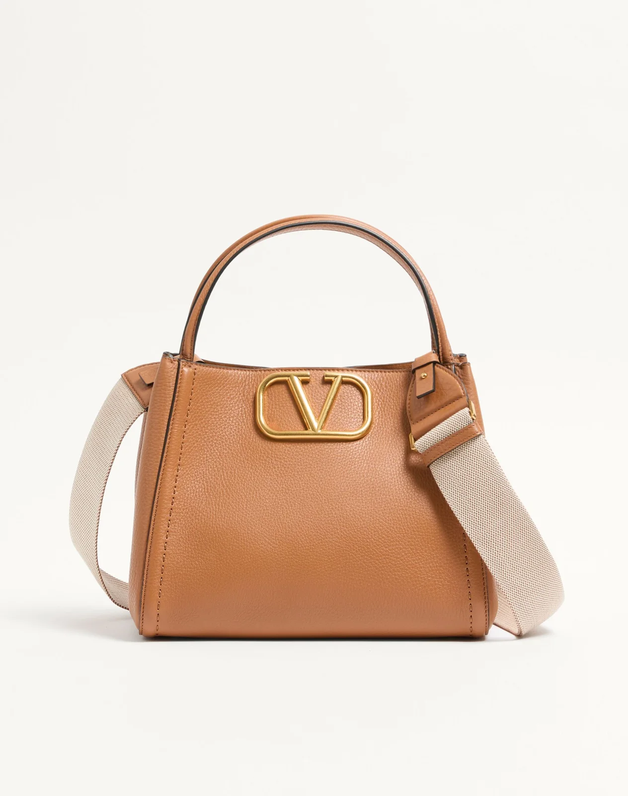 Сумка с ручками среднего размера Valentino Garavani Alltime из зернистой телячьей кожи — фото 1