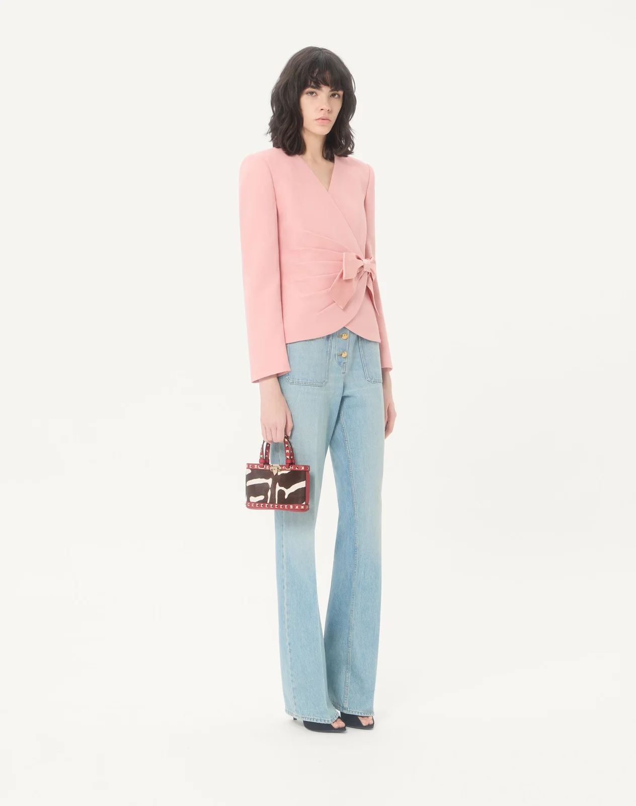 Мини-сумка-тоут Valentino Garavani Rockstud из телячьей кожи с ворсистой отделкой и анималистичным принтом — фото 2