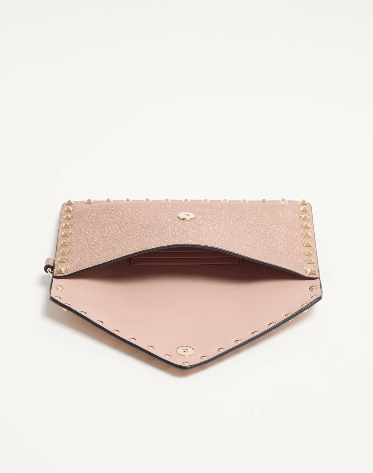 Клатч Rockstud из ламинированной зернистой телячьей кожи — фото 6