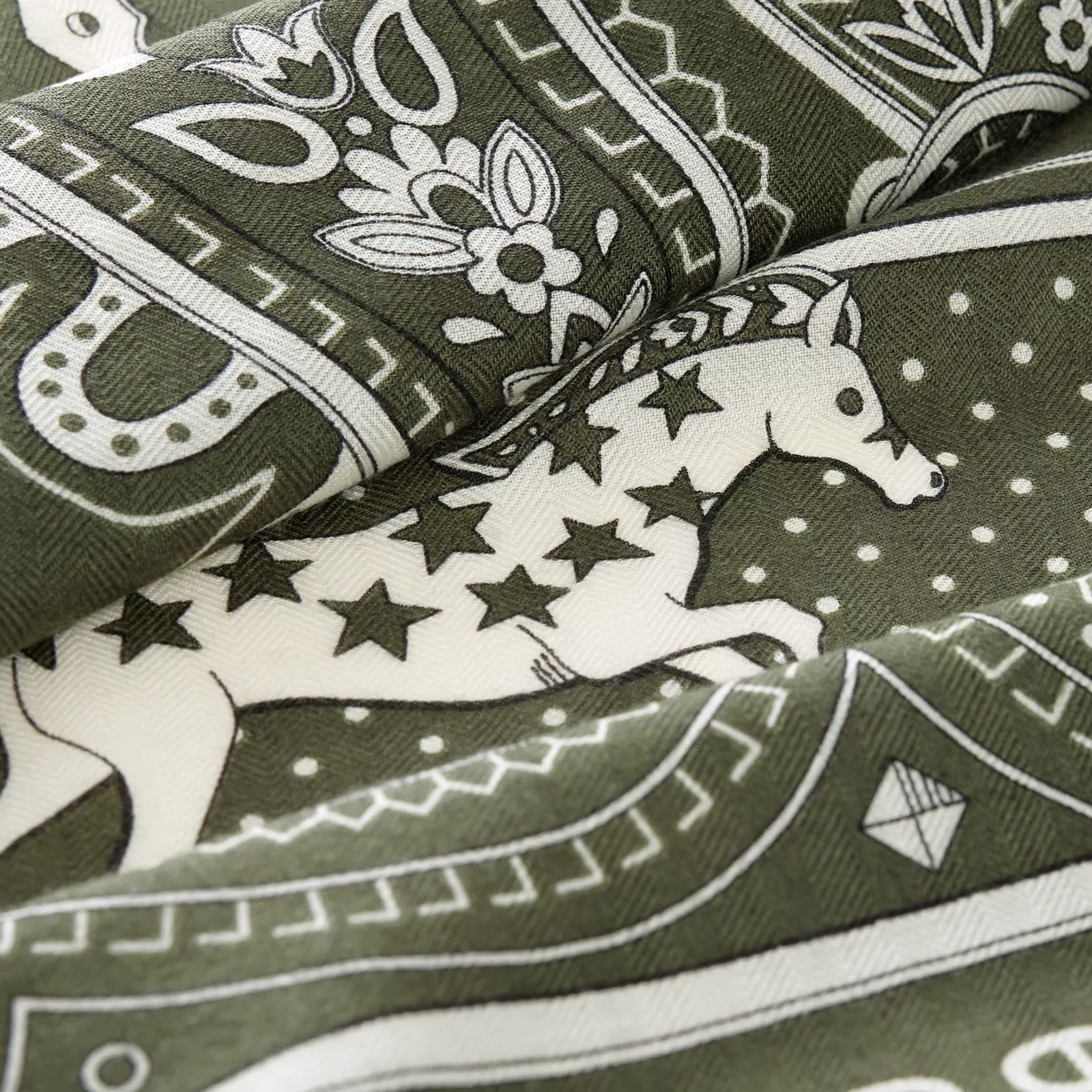 «Лошадь любви BANDANA”140 накидка — фото 3