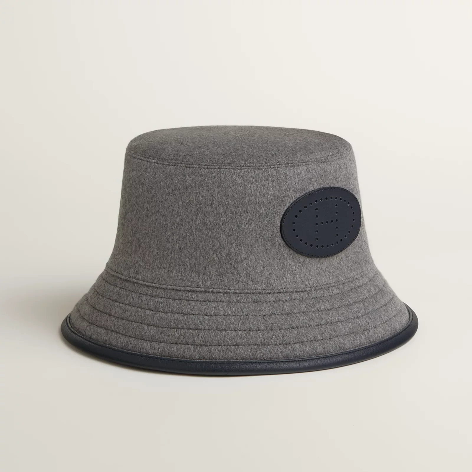 Harper EvelyneBucket Hat — фото 1