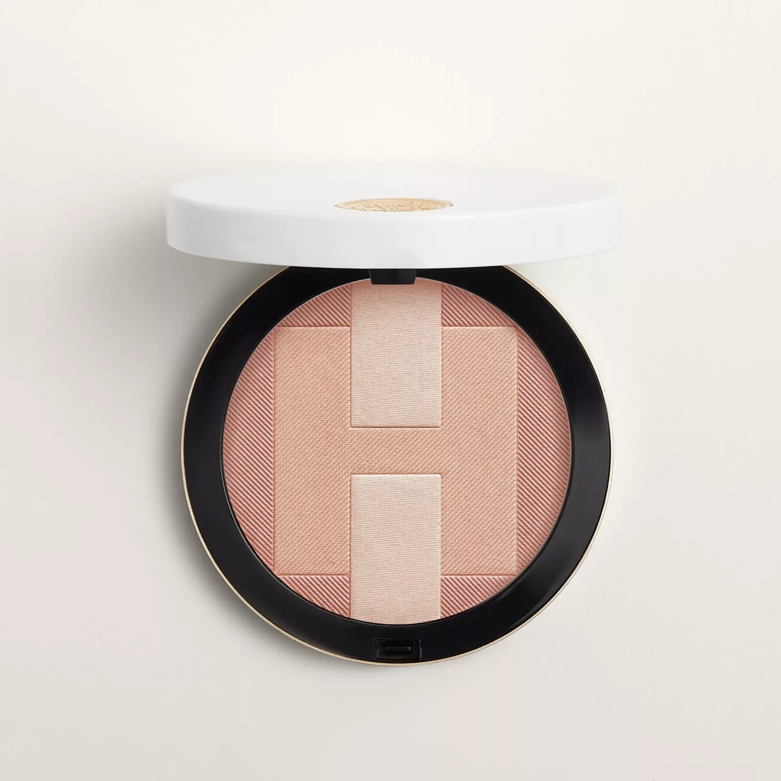 Трицветная пудра-хайлайтер из серии «Hermès Outdoor Makeup» (01№)