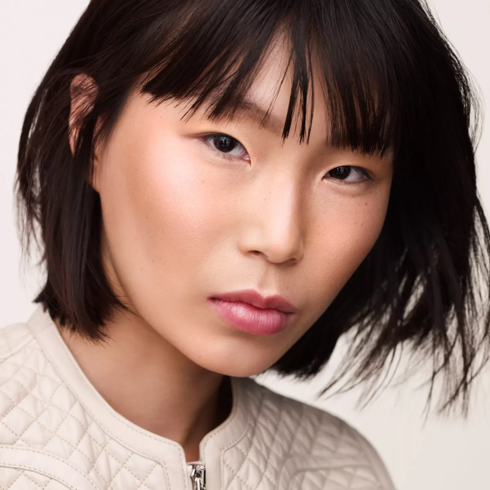 Трицветная пудра-хайлайтер из серии «Hermès Outdoor Makeup» (01№) — фото 6
