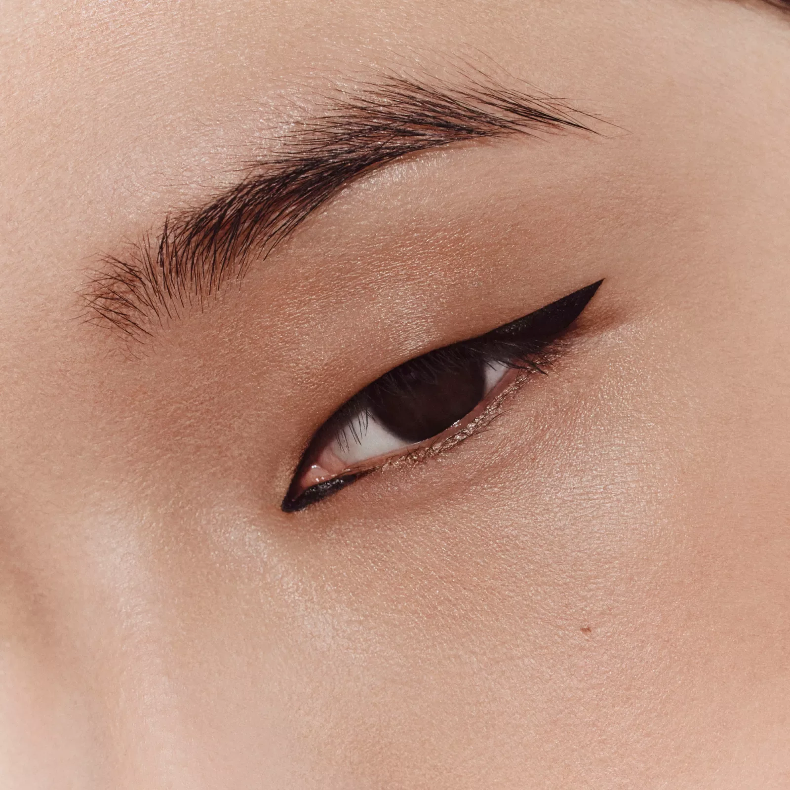 Жидкая подводка для глаз «Hermès Precision Eye» (01№) — фото 4