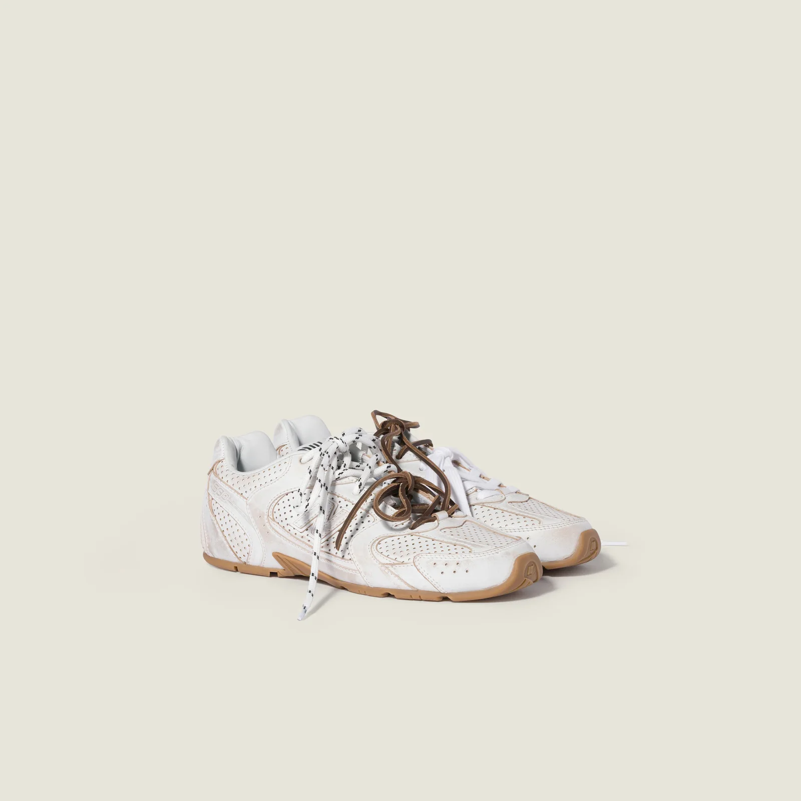 Кроссовки New Balance x Miu Miu 530 SL из декоративной кожи — фото 1