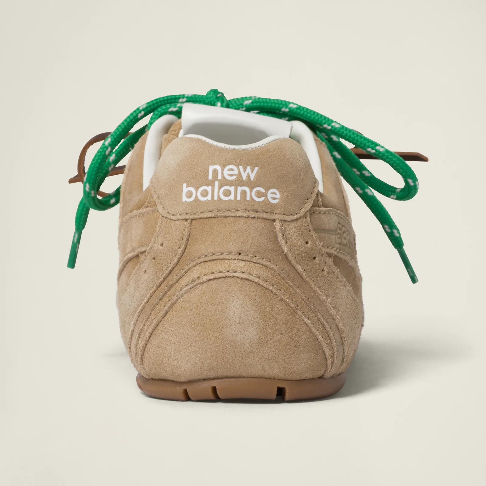 Кроссовки New Balance X Miu Miu 530 SL из замши и сетки — фото 3