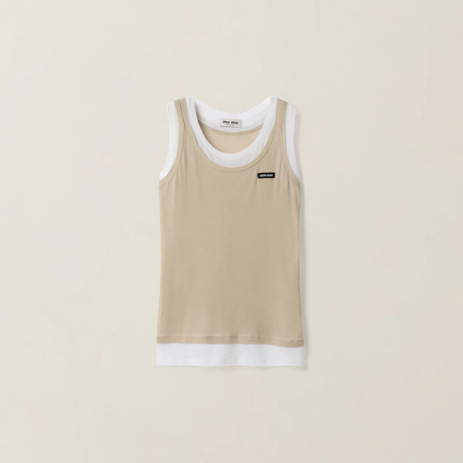 Трикотажный жилет в рубчик — фото 1