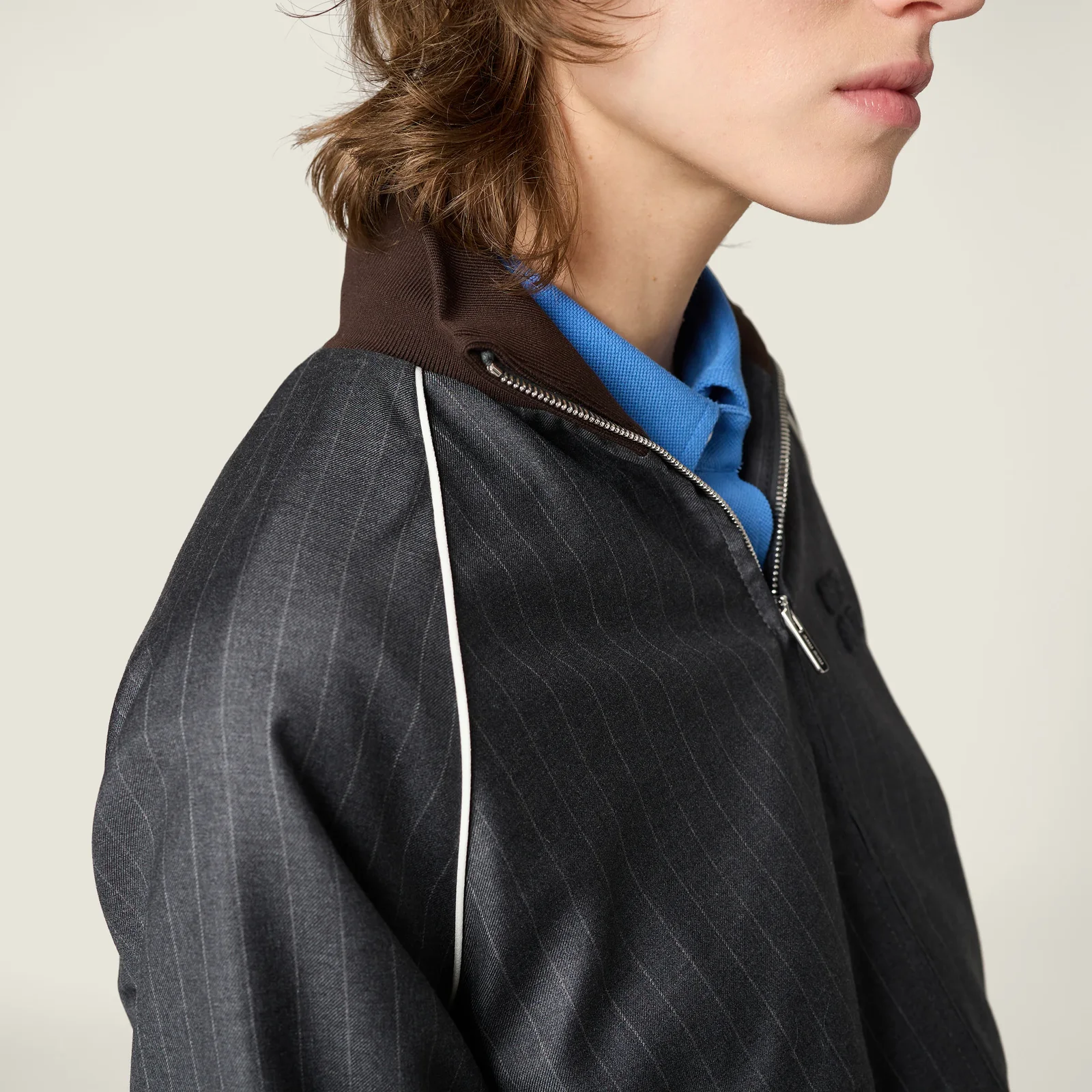 Куртка на молнии в полоску — фото 4