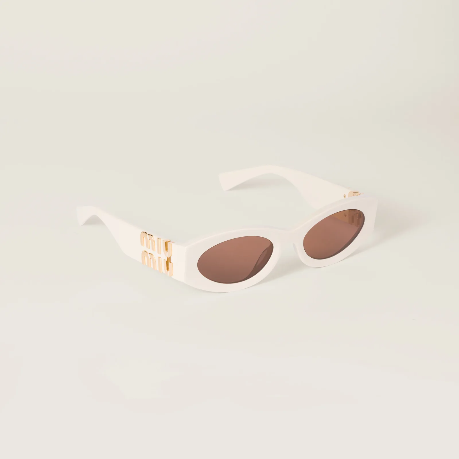 Солнцезащитные очки Miu Glimpse — фото 3