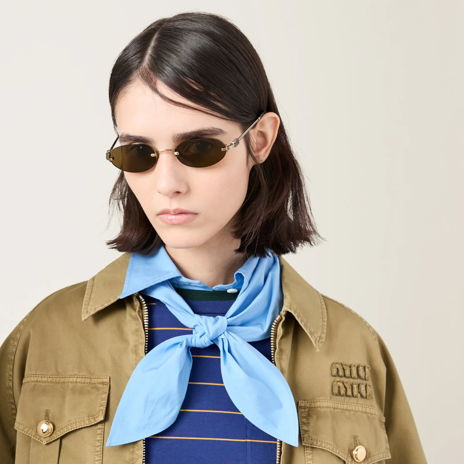 Солнцезащитные очки Miu Miu — фото 2