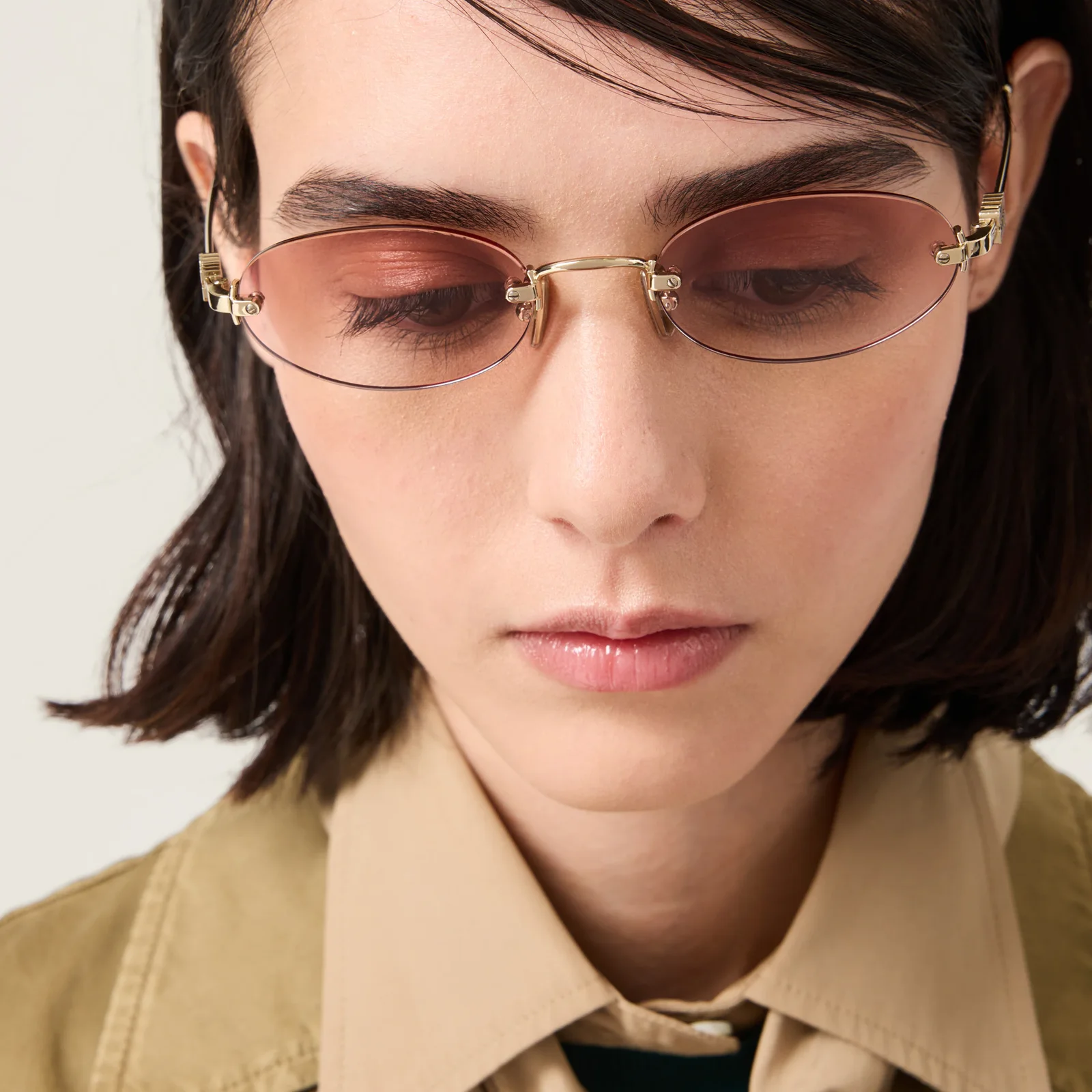 Солнцезащитные очки Miu Miu — фото 6