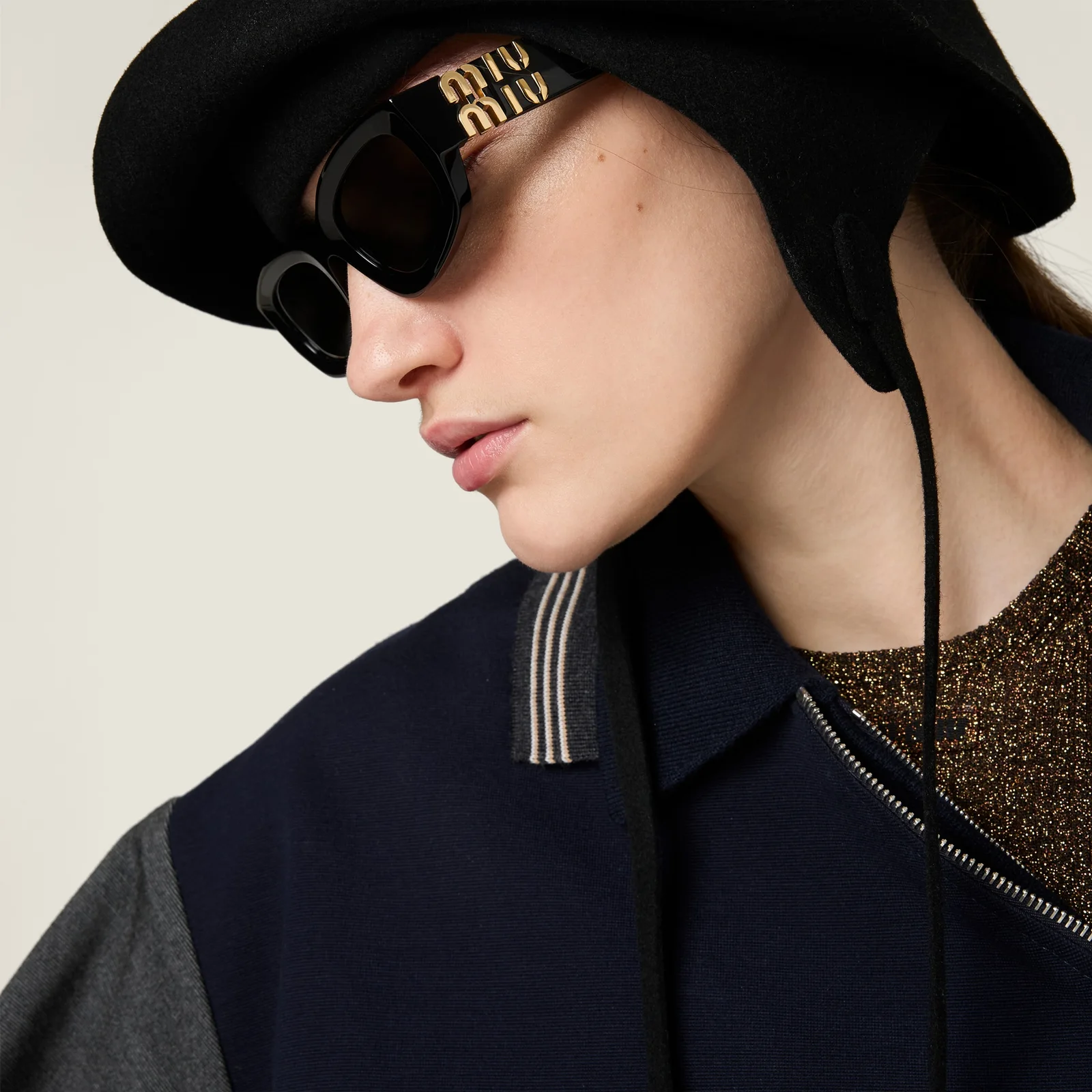 Солнцезащитные очки Miu Glimpse — фото 6