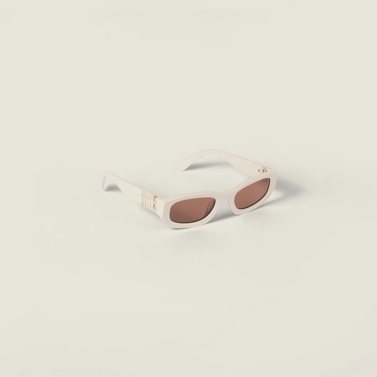 Солнцезащитные очки Miu Glimpse — фото 3