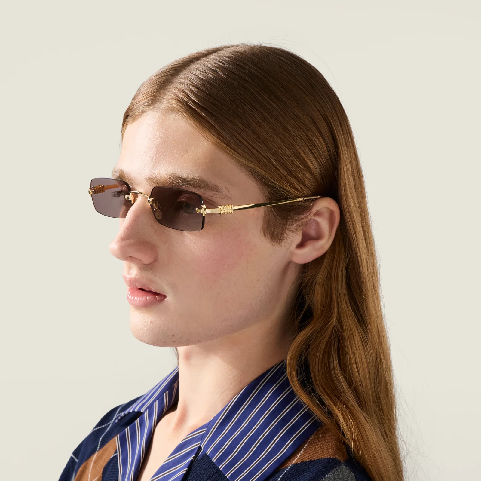 Солнцезащитные очки Miu Miu — фото 2