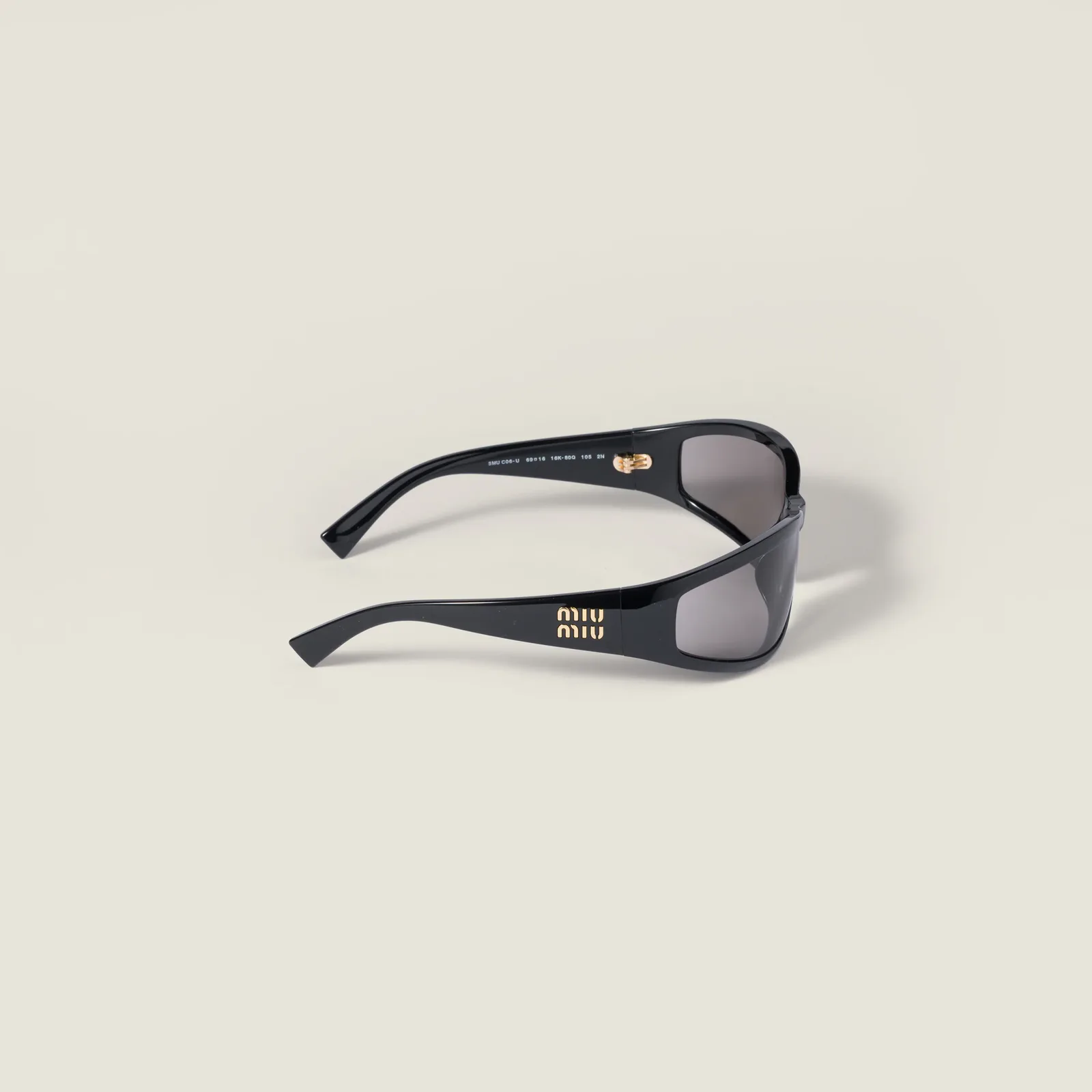 Коллекция солнцезащитных очков Miu Miu Eyewear — фото 4