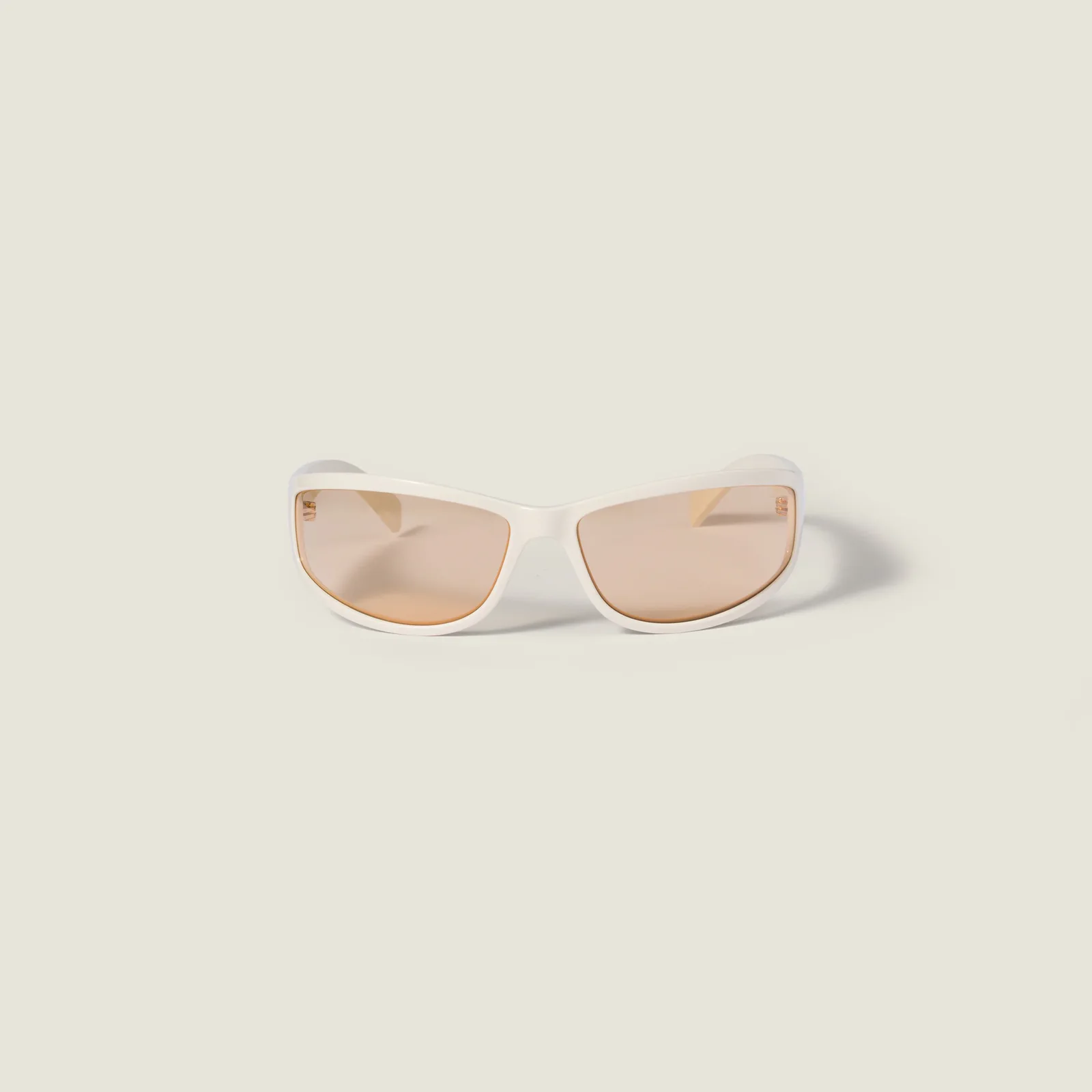 Коллекция солнцезащитных очков Miu Miu Eyewear — фото 1
