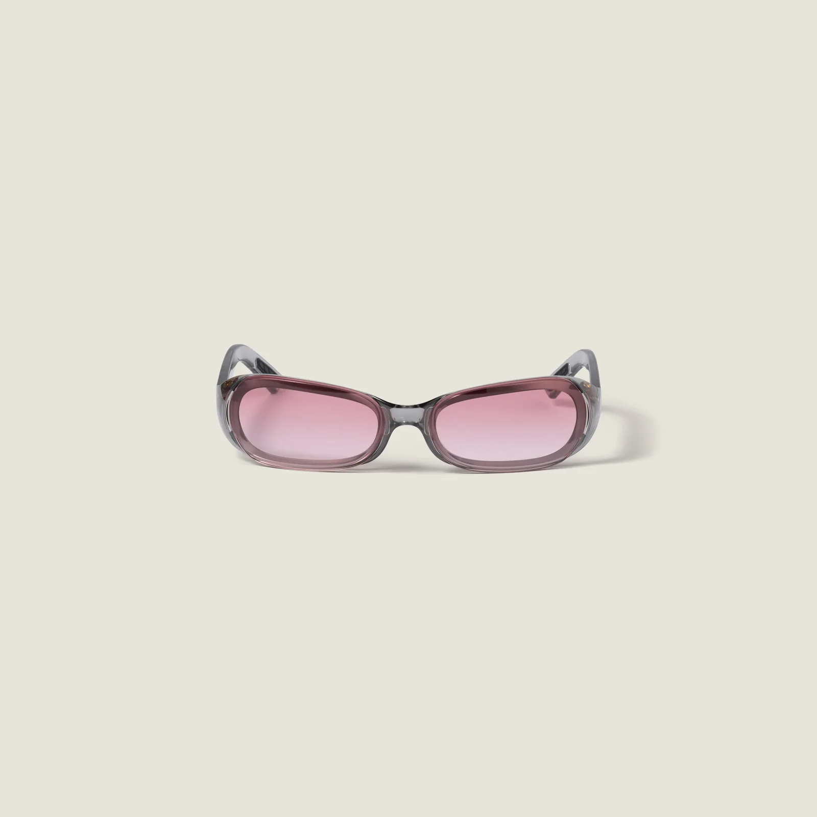 Солнцезащитные очки Miu Miu для подиума — фото 1