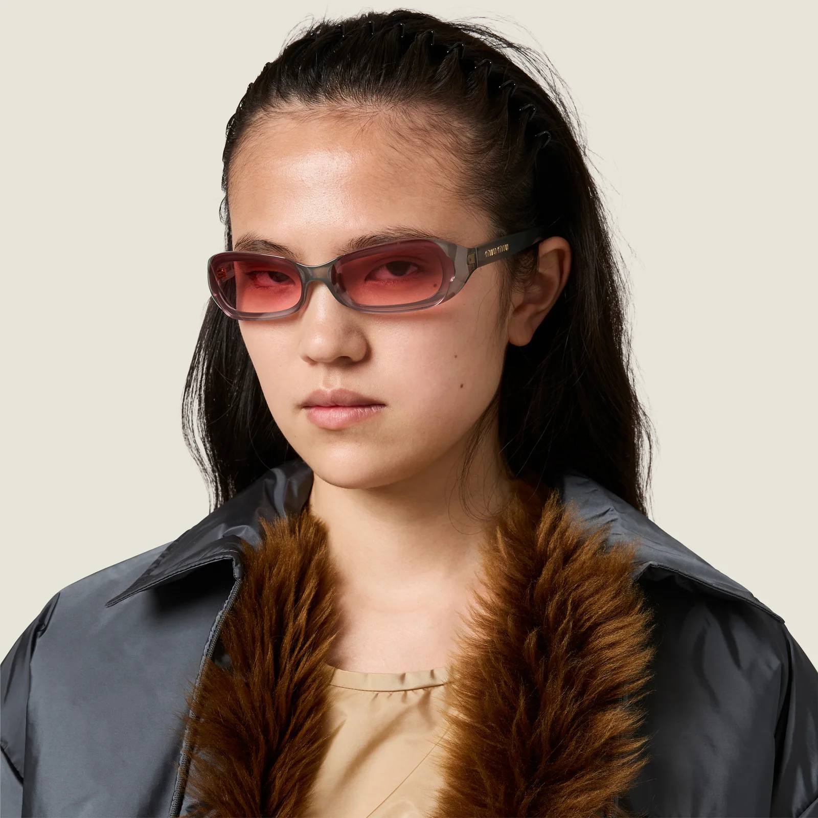 Солнцезащитные очки Miu Miu для подиума — фото 2