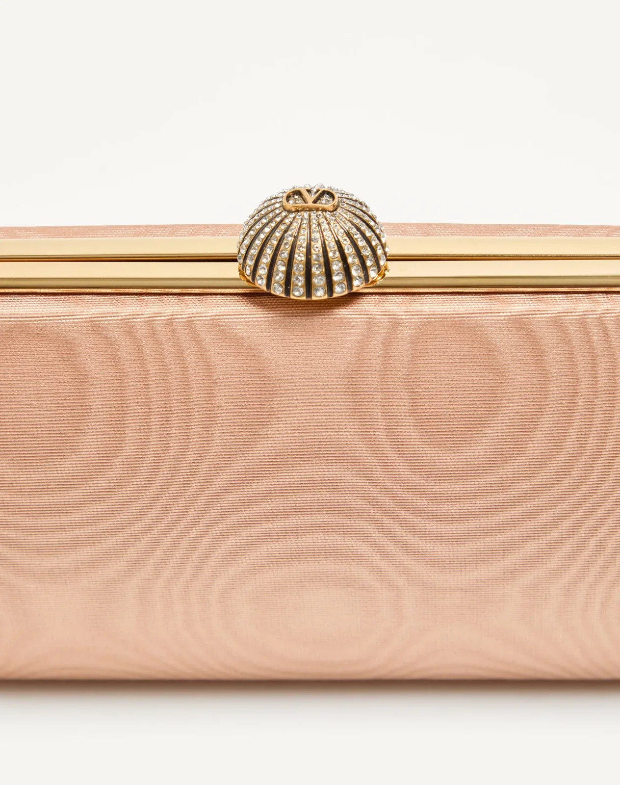 Клатч-минодьер Valentino Garavani Carry Secrets из ткани муар — фото 8