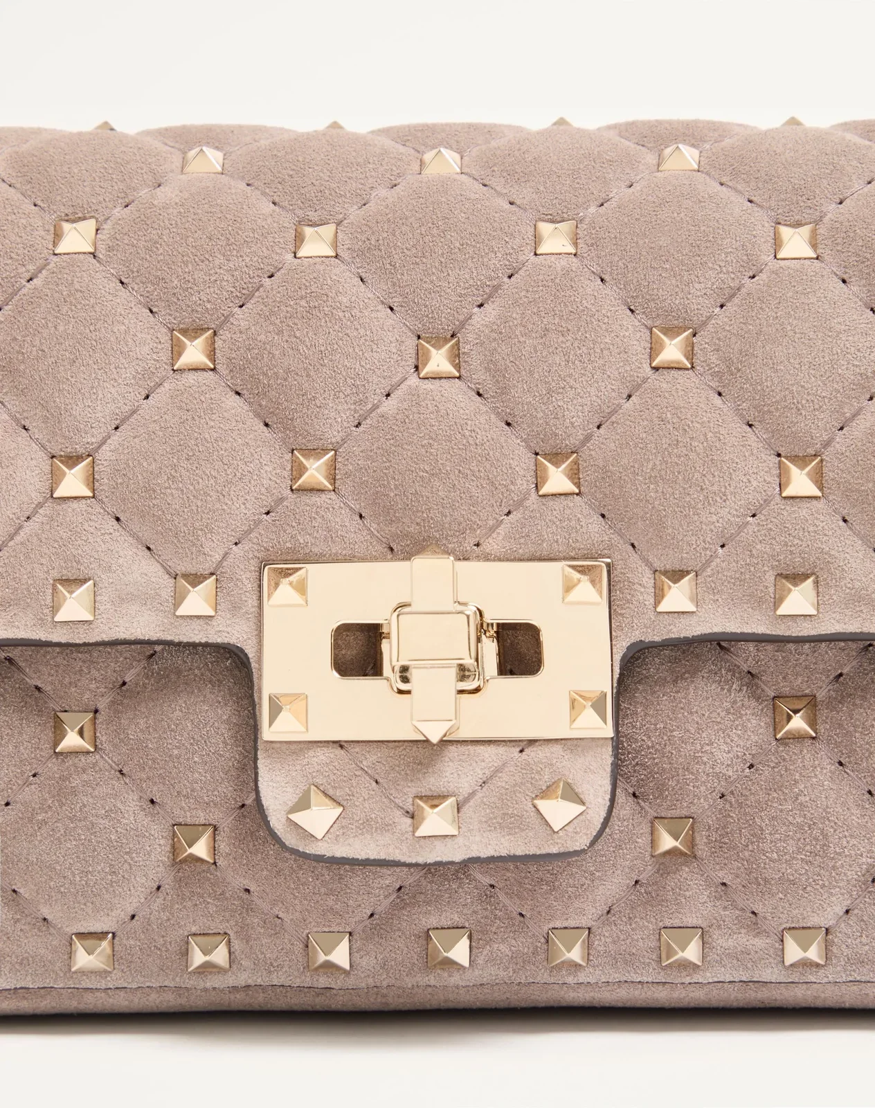Сумка через плечо среднего размера Valentino Garavani Rockstud Spike из замши — фото 6