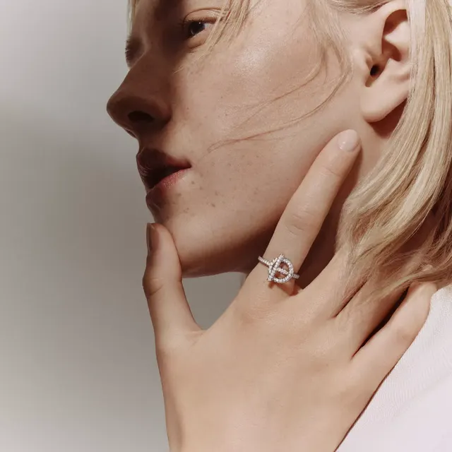 Echappee Hermès кольцо, маленькая модель