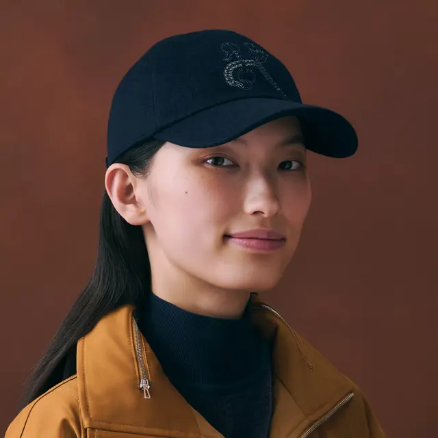 Max DechaineBeanie