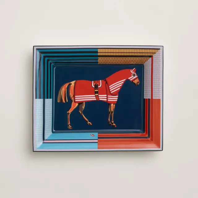 Rocabar a Cheval Сменить лоток
