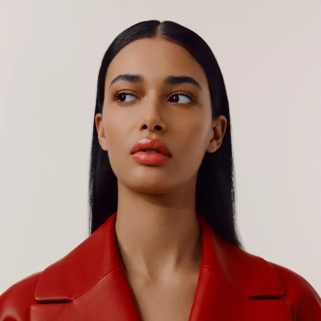 Линейка средств для губ Hermès: помада «Silky Sheer» (28№)