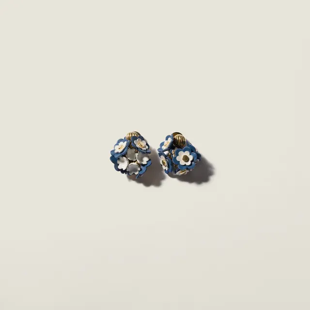 Серьги из металла и кожи