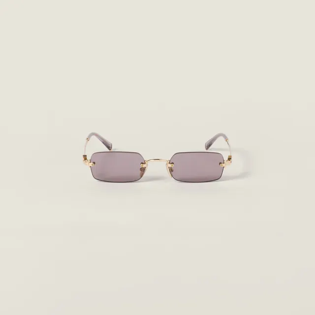 Солнцезащитные очки Miu Miu