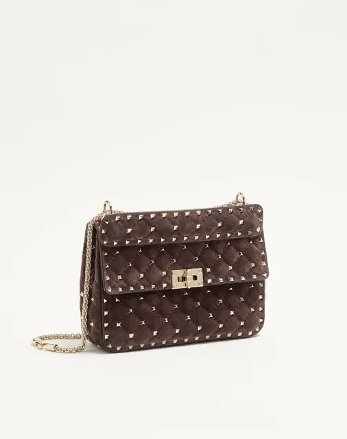 Сумка среднего размера Valentino Garavani Rockstud Spike из замши