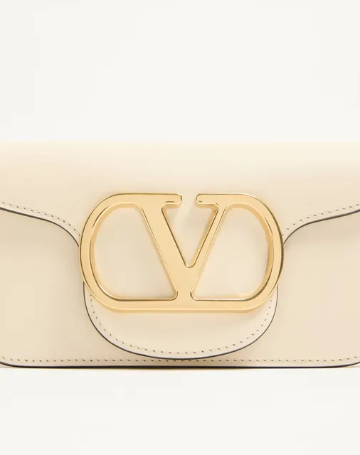 Маленькая сумка через плечо Valentino Garavani Locò из телячьей кожи