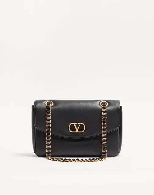 Сумка на цепочке среднего размера Valentino Garavani Djuna из кожи наппа