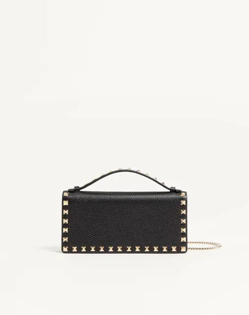 Кошелёк на цепочке Rockstud из зернистой телячьей кожи