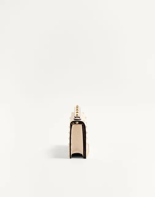 Кошелёк на цепочке Rockstud из зернистой телячьей кожи