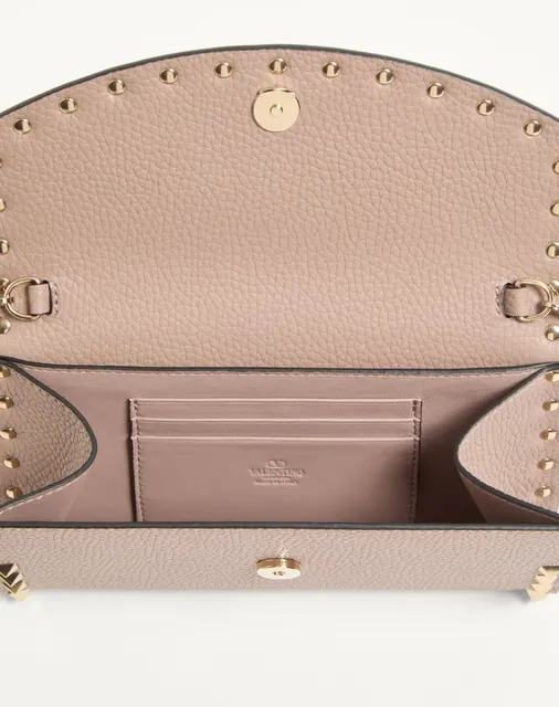 Кошелёк на цепочке Rockstud из зернистой телячьей кожи