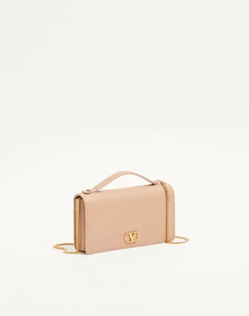 Кошелёк на цепочке VLogo Signature из зернистой телячьей кожи
