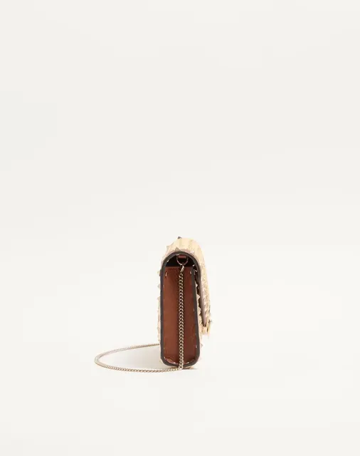 Мини-сумка через плечо Rockstud из рафии