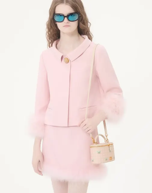 Мини-сумка vanity VLogo Signature из зернистой телячьей кожи Le Chat De La Maison