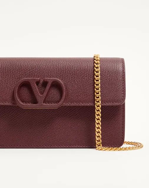 Кошелёк на цепочке VLogo Signature из зернистой телячьей кожи